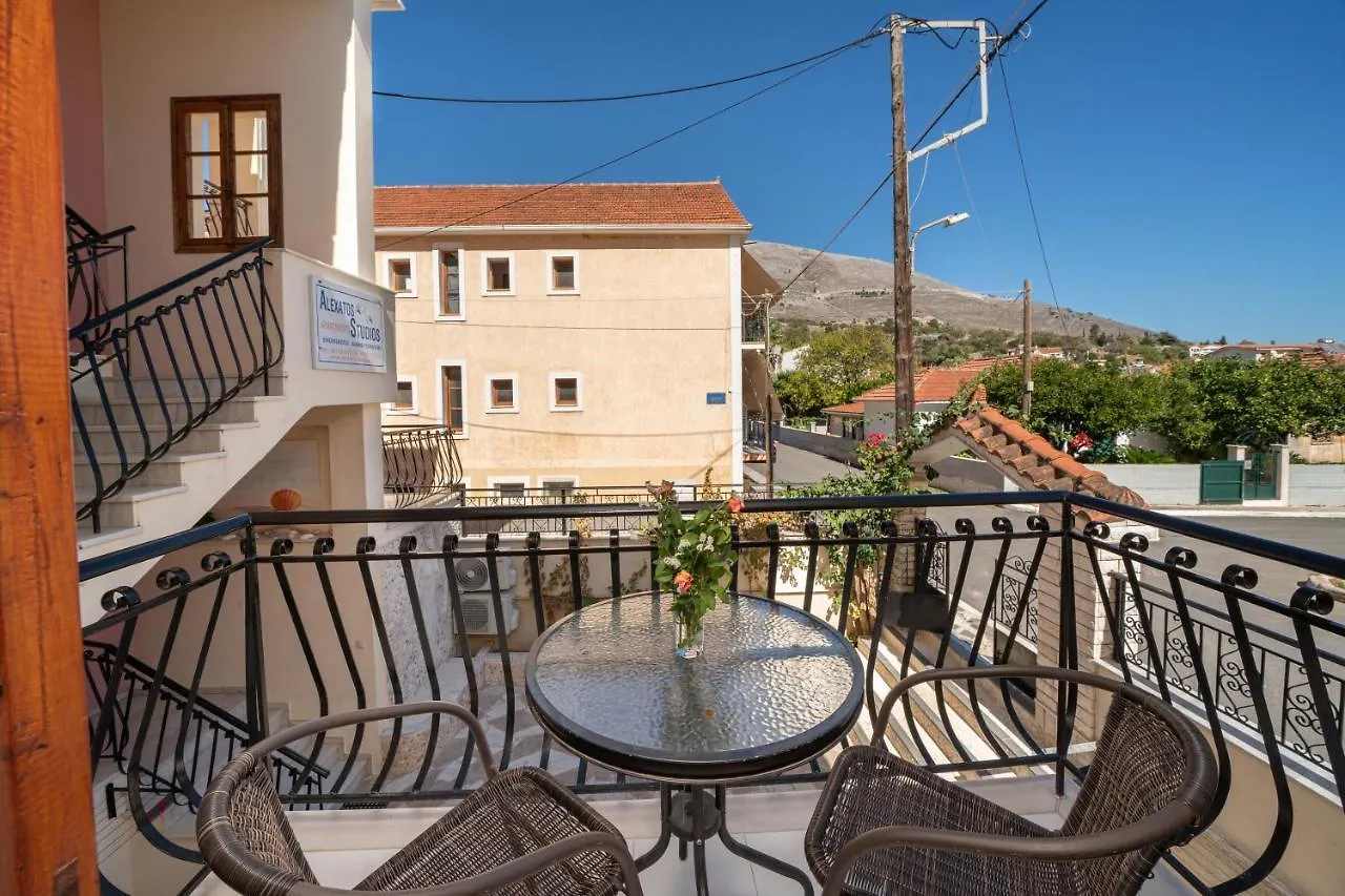 아파트호텔 Alexatos Studios & Apartments Agia Efimia